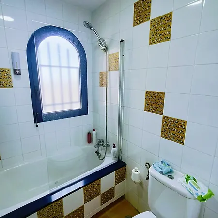 Luxury House With Sea View, Hottub & Pool Сан-Бартоломе